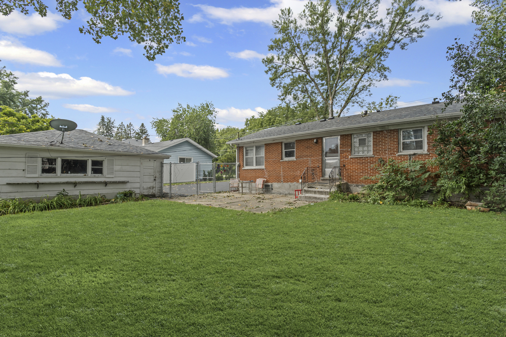 5519 Fairview Avenue, Downers Grove, IL 60516