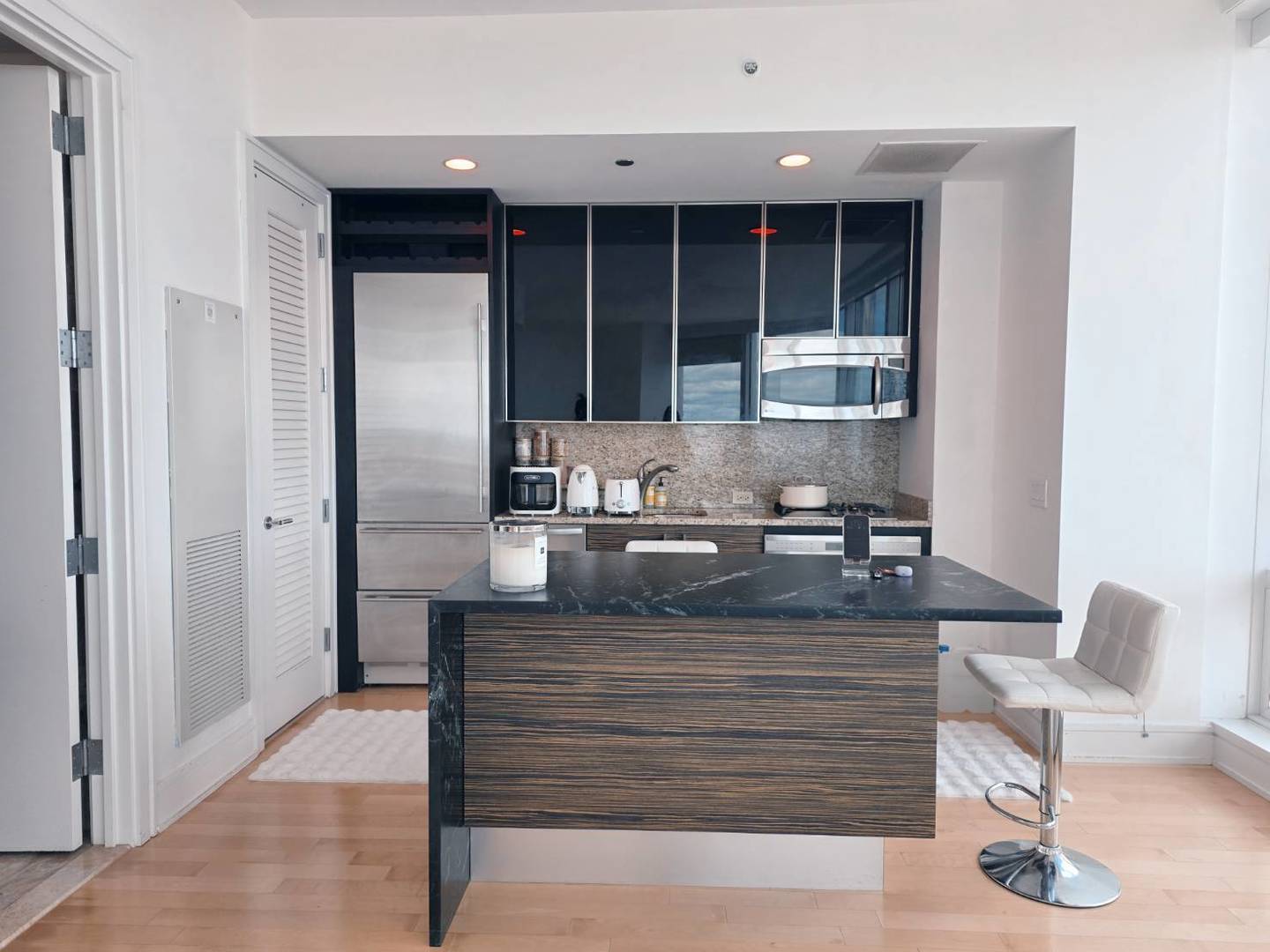 401 N Wabash Avenue #79C, Chicago, IL 60611