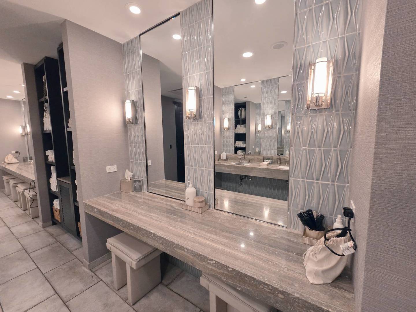 401 N Wabash Avenue #79C, Chicago, IL 60611