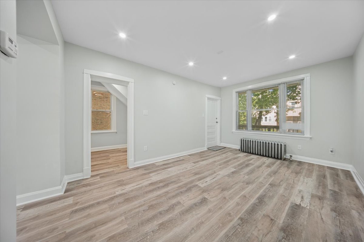 5049 W 29th Place #1st, Cicero, IL 60804