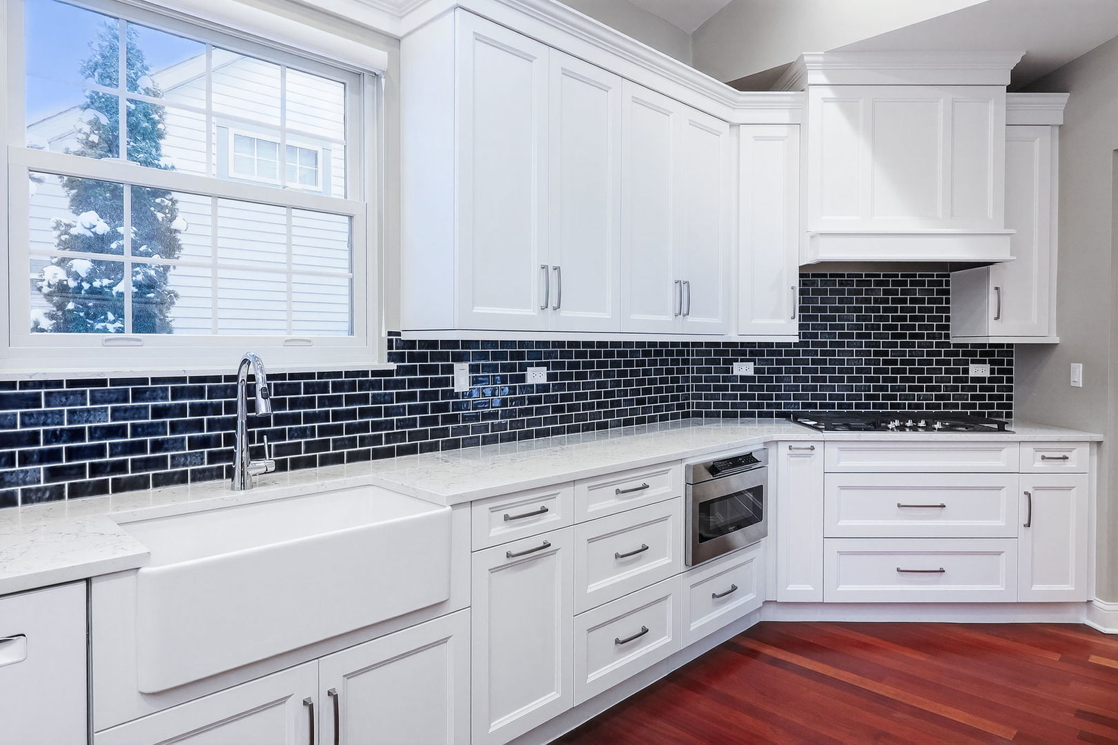 1628 Luther Avenue, Oakbrook Terrace, IL 60181