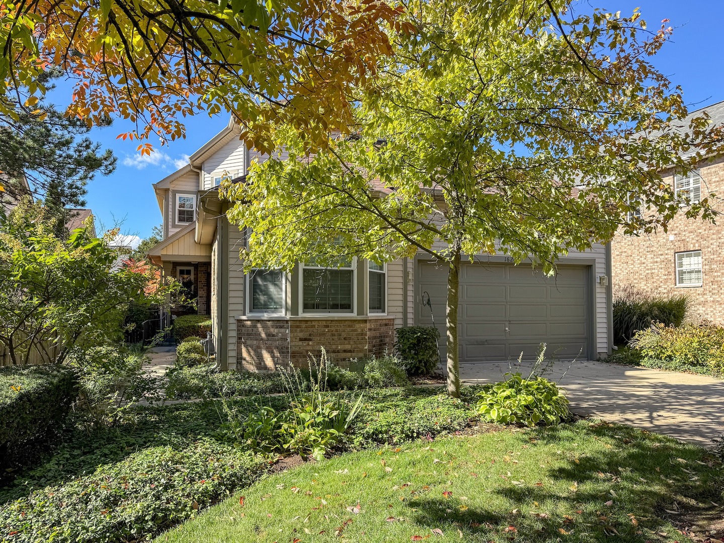1628 Luther Avenue, Oakbrook Terrace, IL 60181
