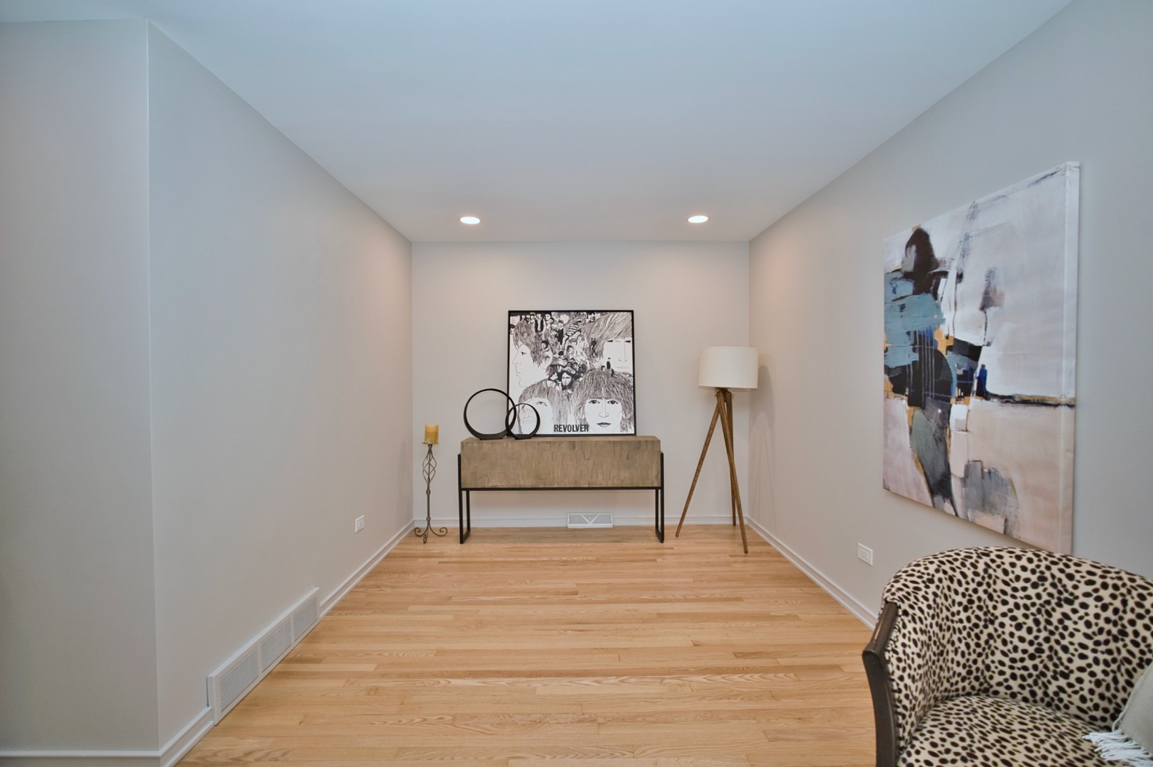 186 W Scranton Avenue, Lake Bluff, IL 60044