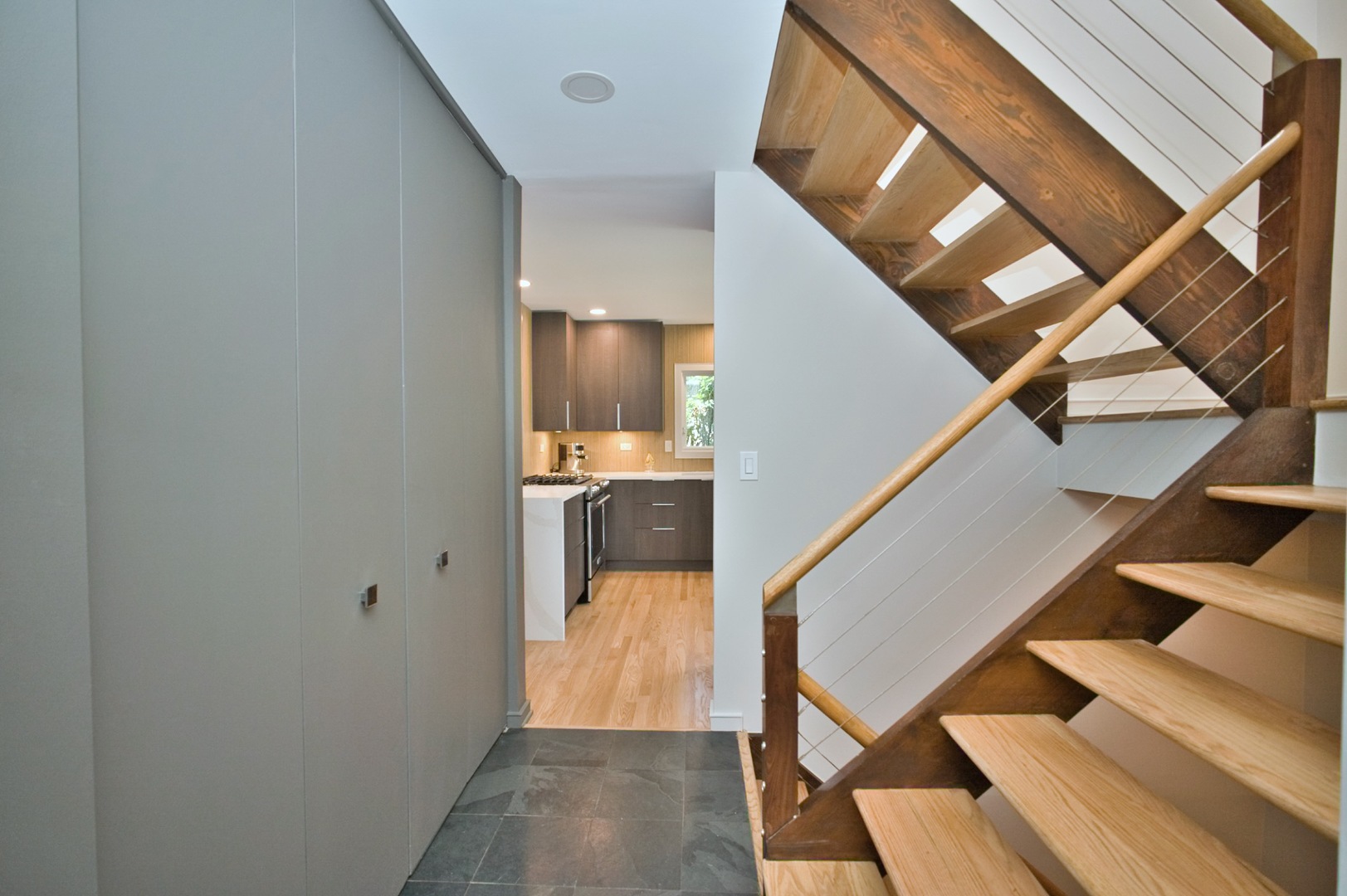 186 W Scranton Avenue, Lake Bluff, IL 60044