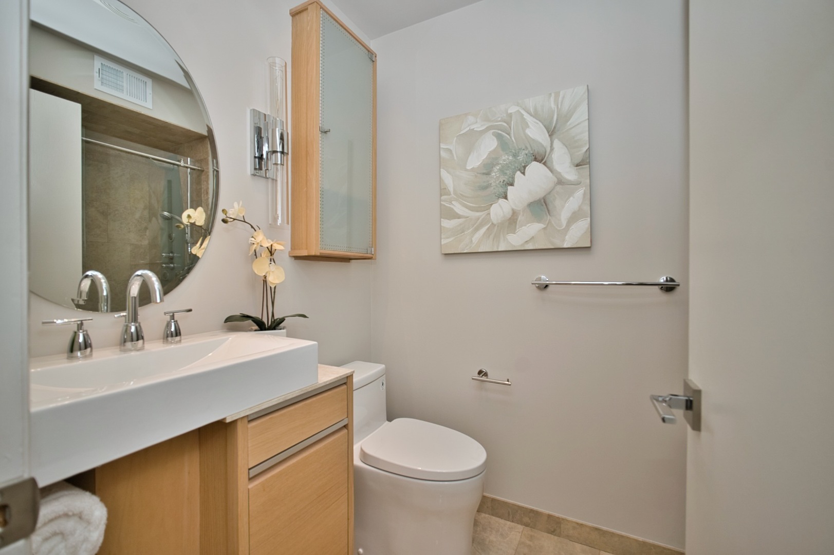 186 W Scranton Avenue, Lake Bluff, IL 60044