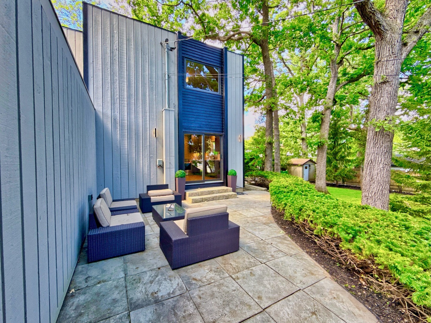 186 W Scranton Avenue, Lake Bluff, IL 60044