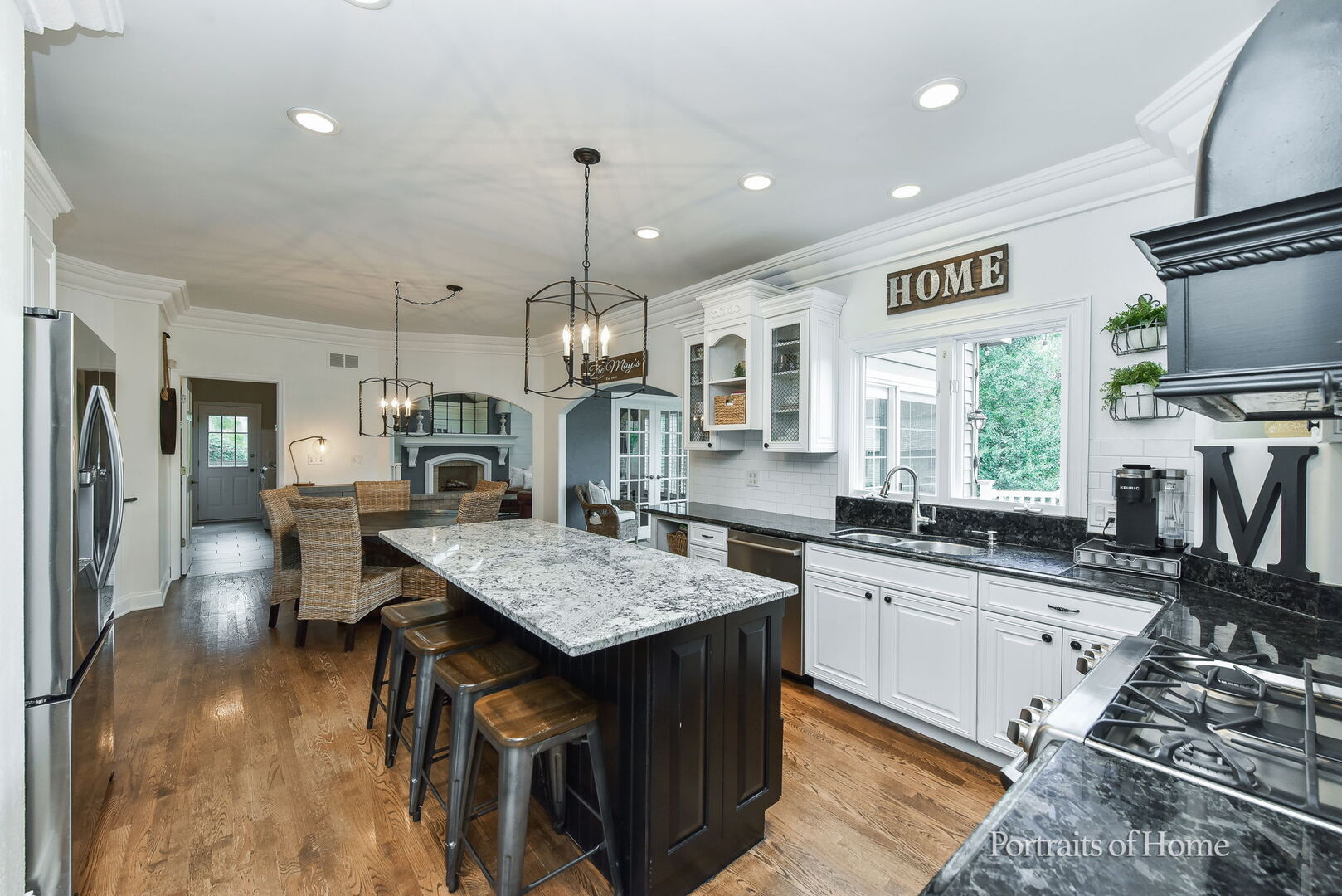 4007 Heron Court, Naperville, IL 60564