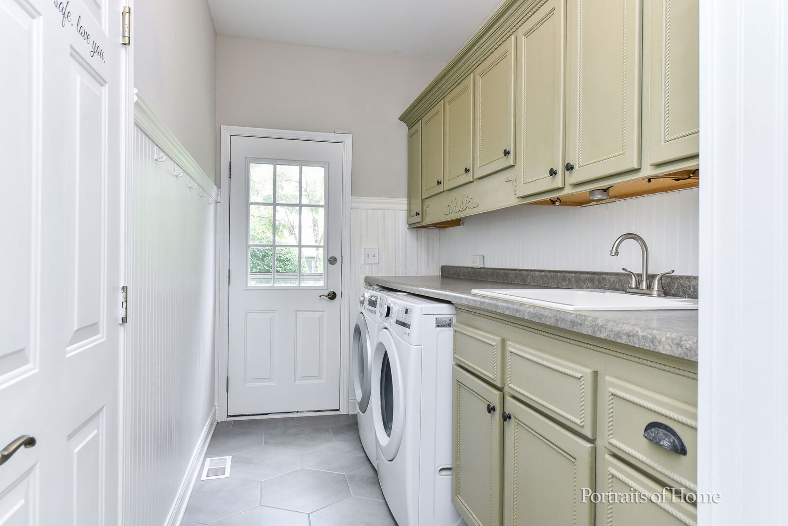 4007 Heron Court, Naperville, IL 60564