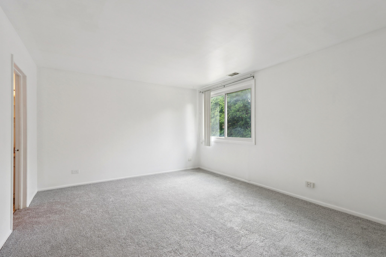 2650 Brookwood Way Drive #201B, Rolling Meadows, IL 60008