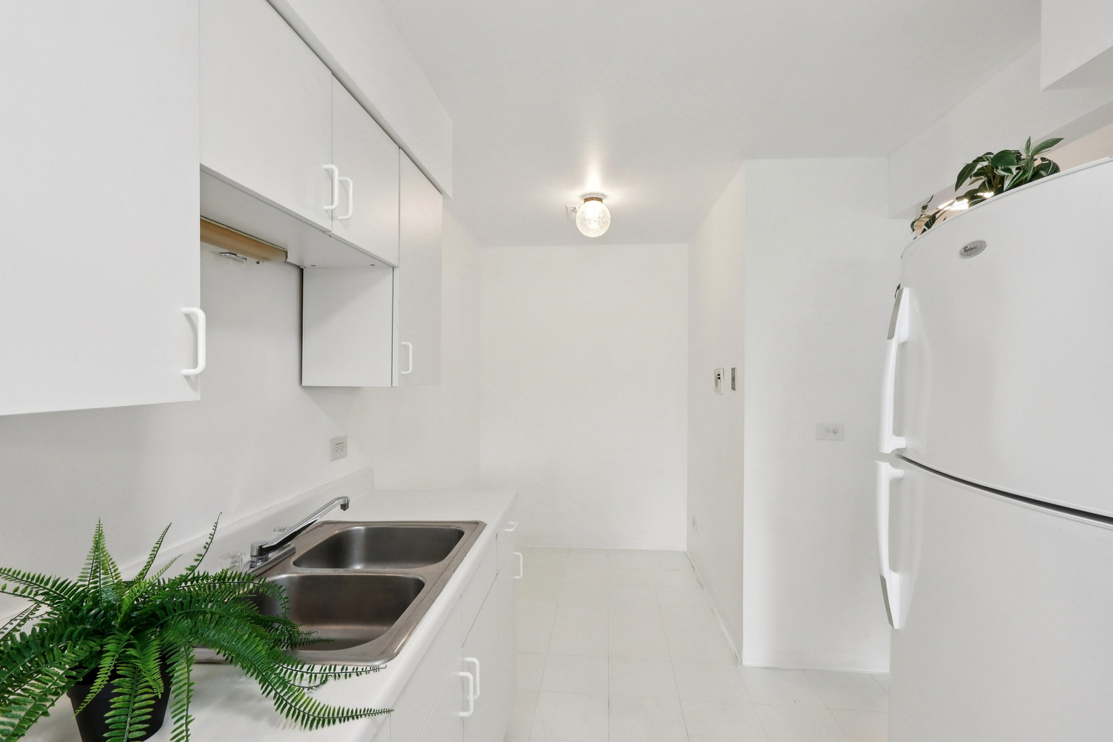 2650 Brookwood Way Drive #201B, Rolling Meadows, IL 60008