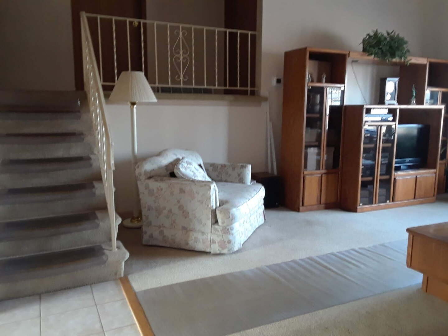 921 S Iowa Avenue, Addison, IL 60101