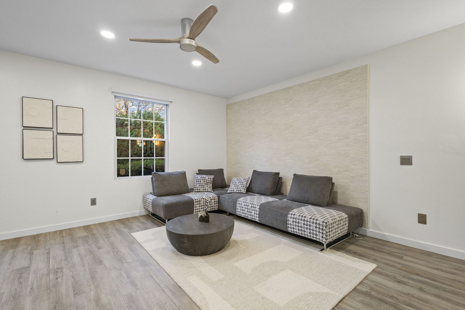 16530 Willow Walk Drive, Lockport, IL 60441