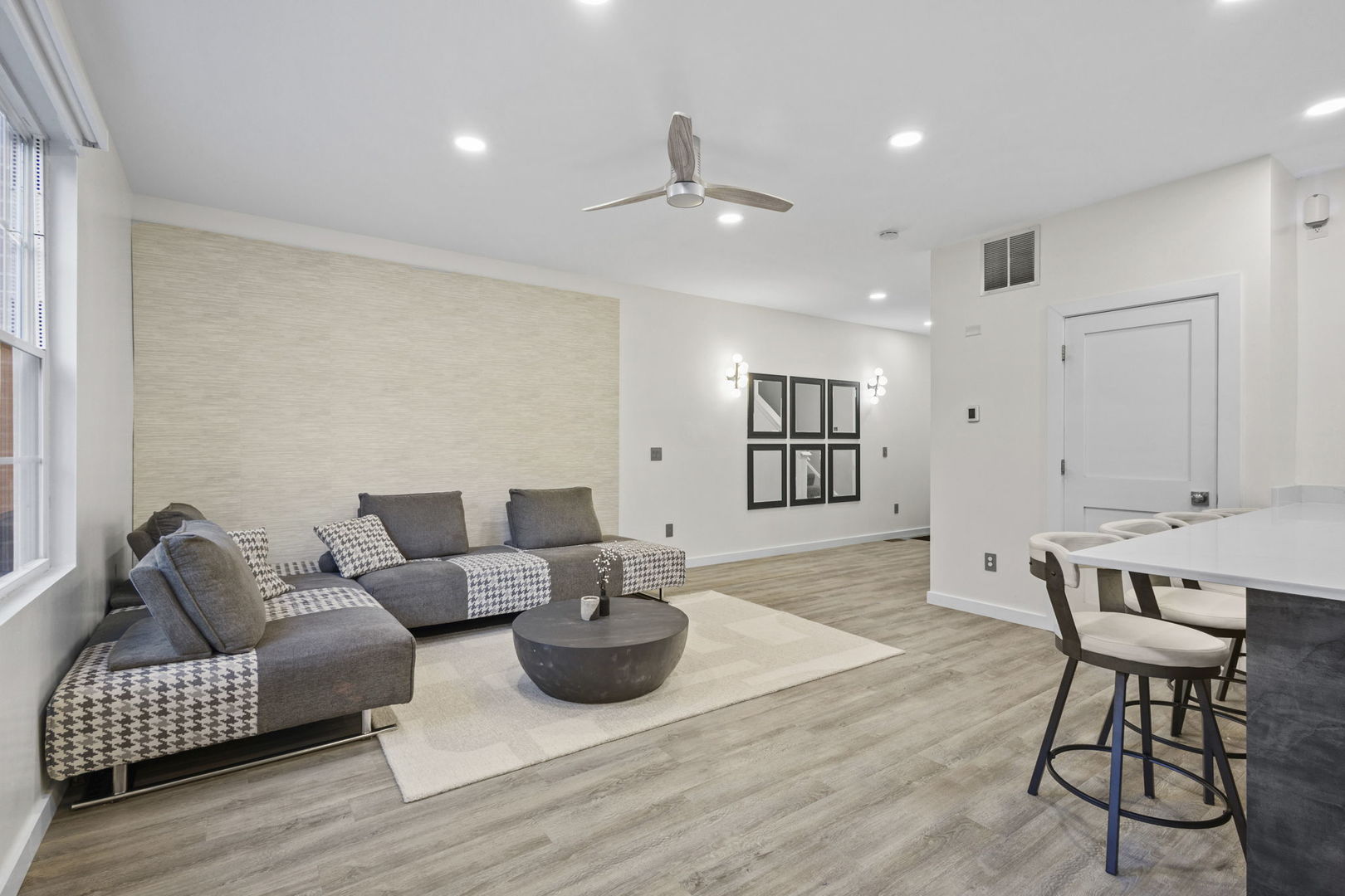 16530 Willow Walk Drive, Lockport, IL 60441