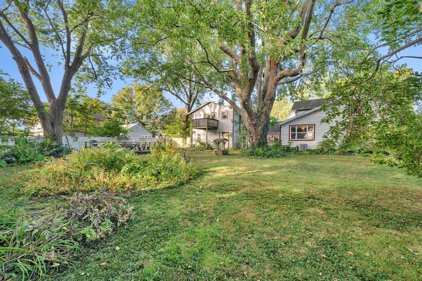 1636 N 4012th Road, Earlville, IL 60518