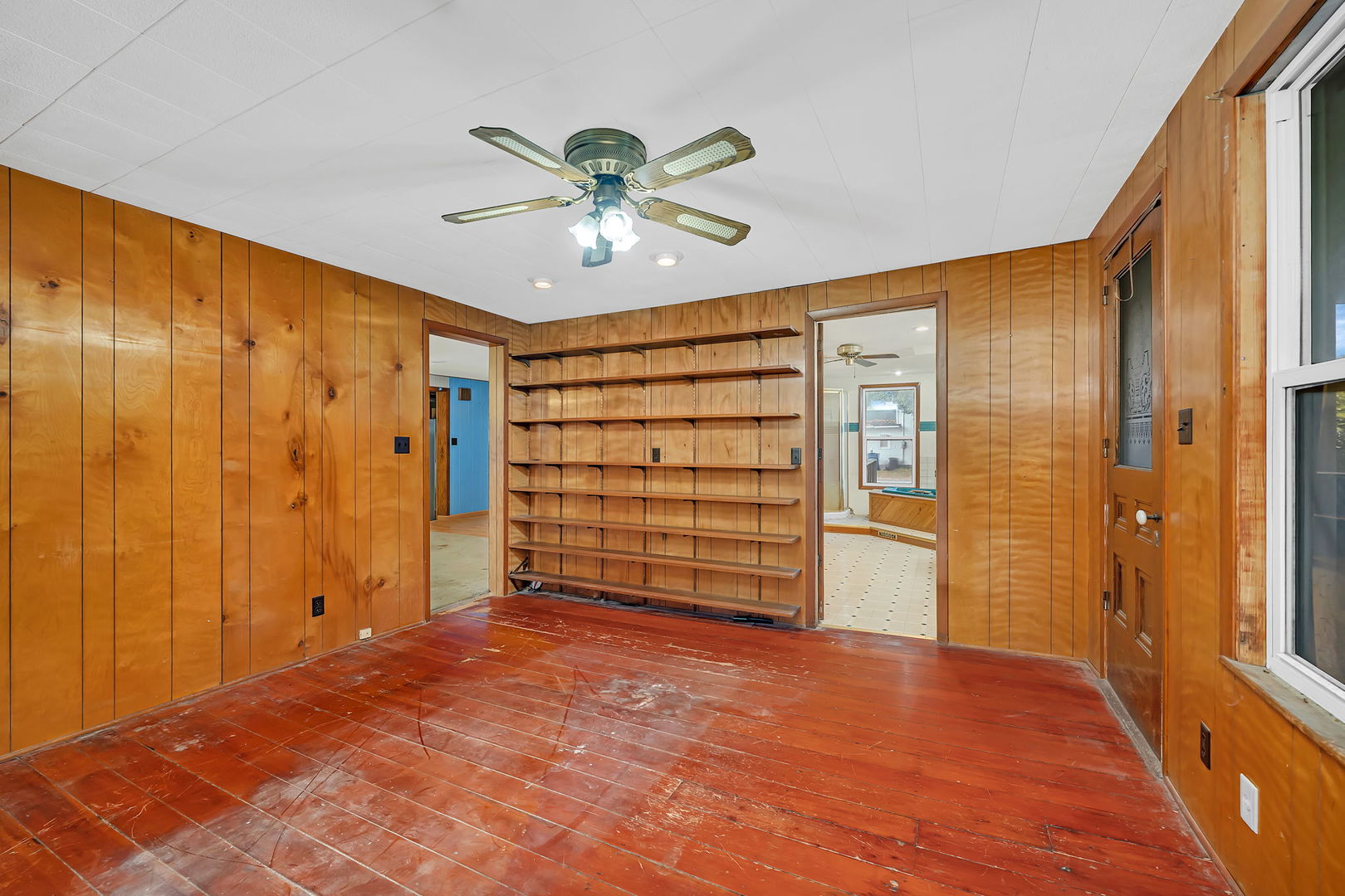 1636 N 4012th Road, Earlville, IL 60518