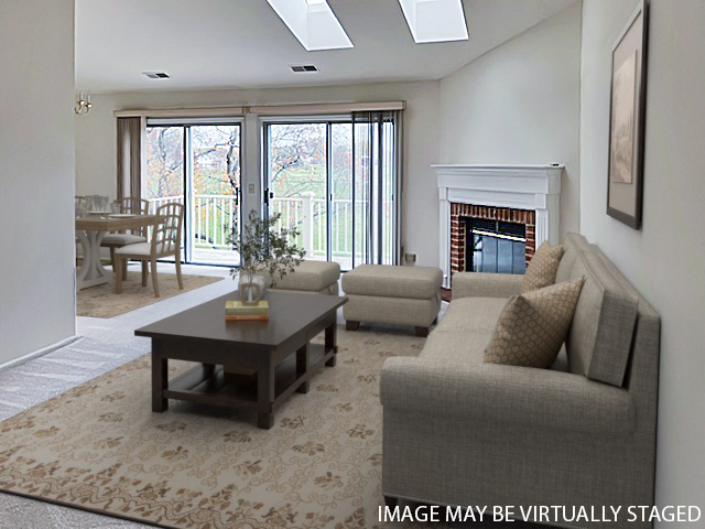 307 Glasgow Lane #V2, Schaumburg, IL 60194