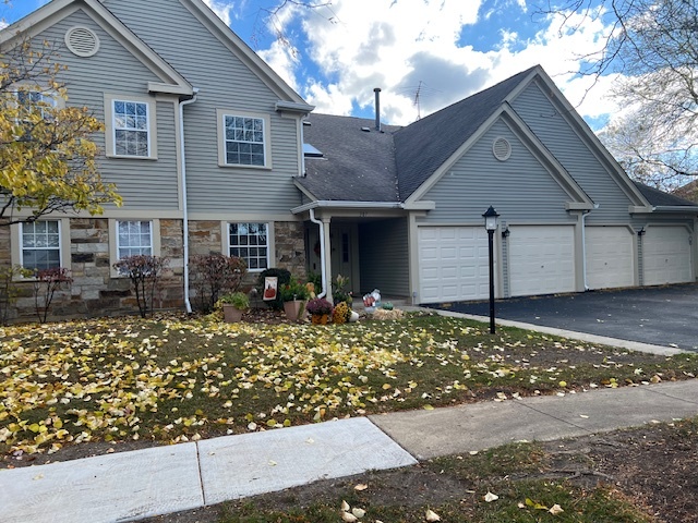 307 Glasgow Lane #V2, Schaumburg, IL 60194