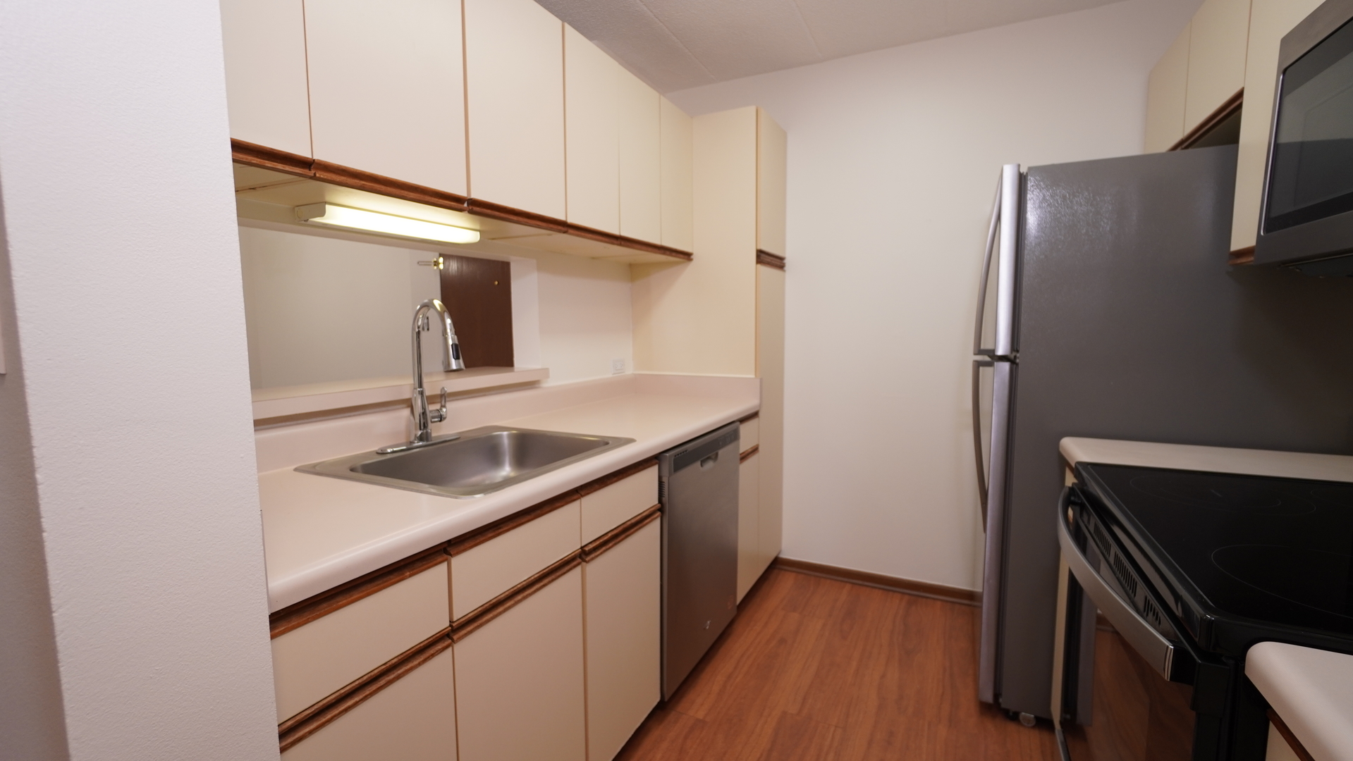 75 Kristin Circle #516, Schaumburg, IL 60195