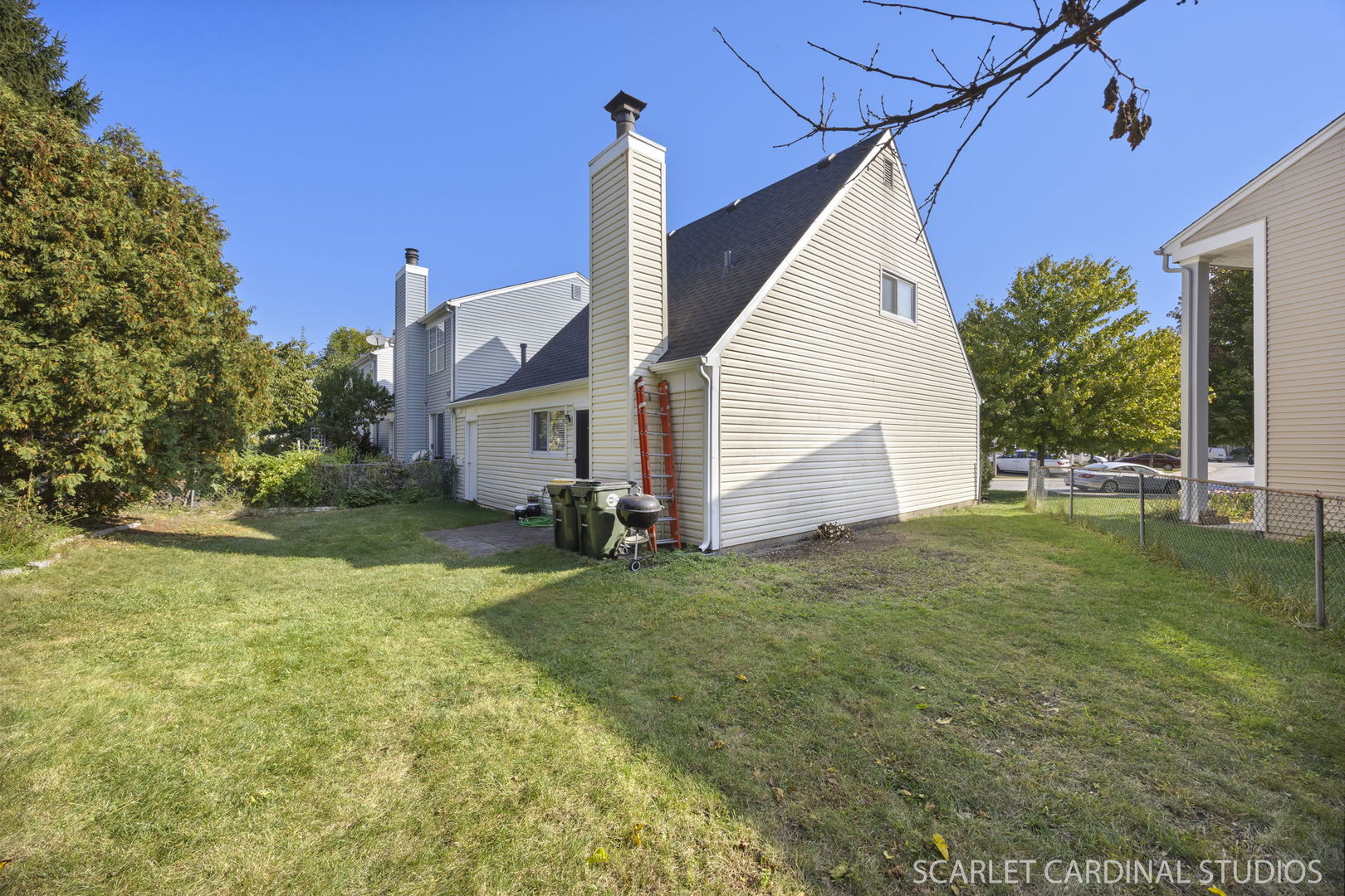 3S340 Blackthorn Lane, Warrenville, IL 60555