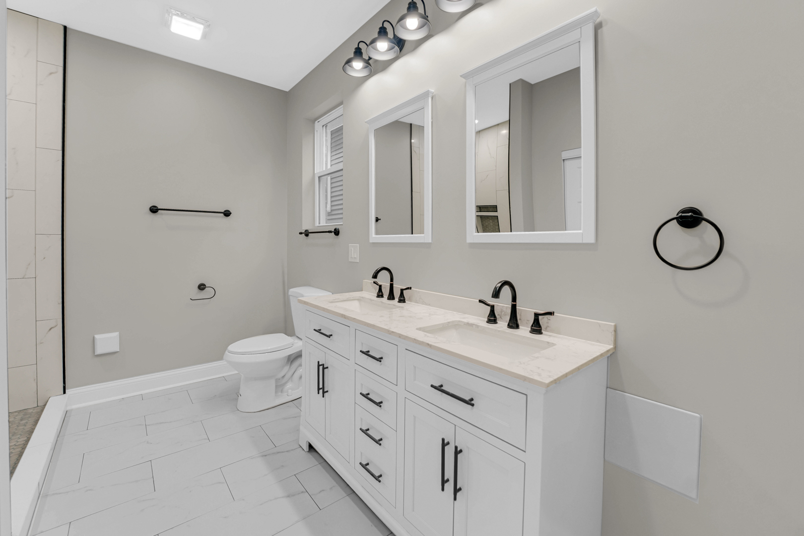 131 N 21st Avenue, Melrose Park, IL 60160