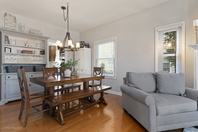 970 Mount Vernon Drive, Grayslake, IL 60030