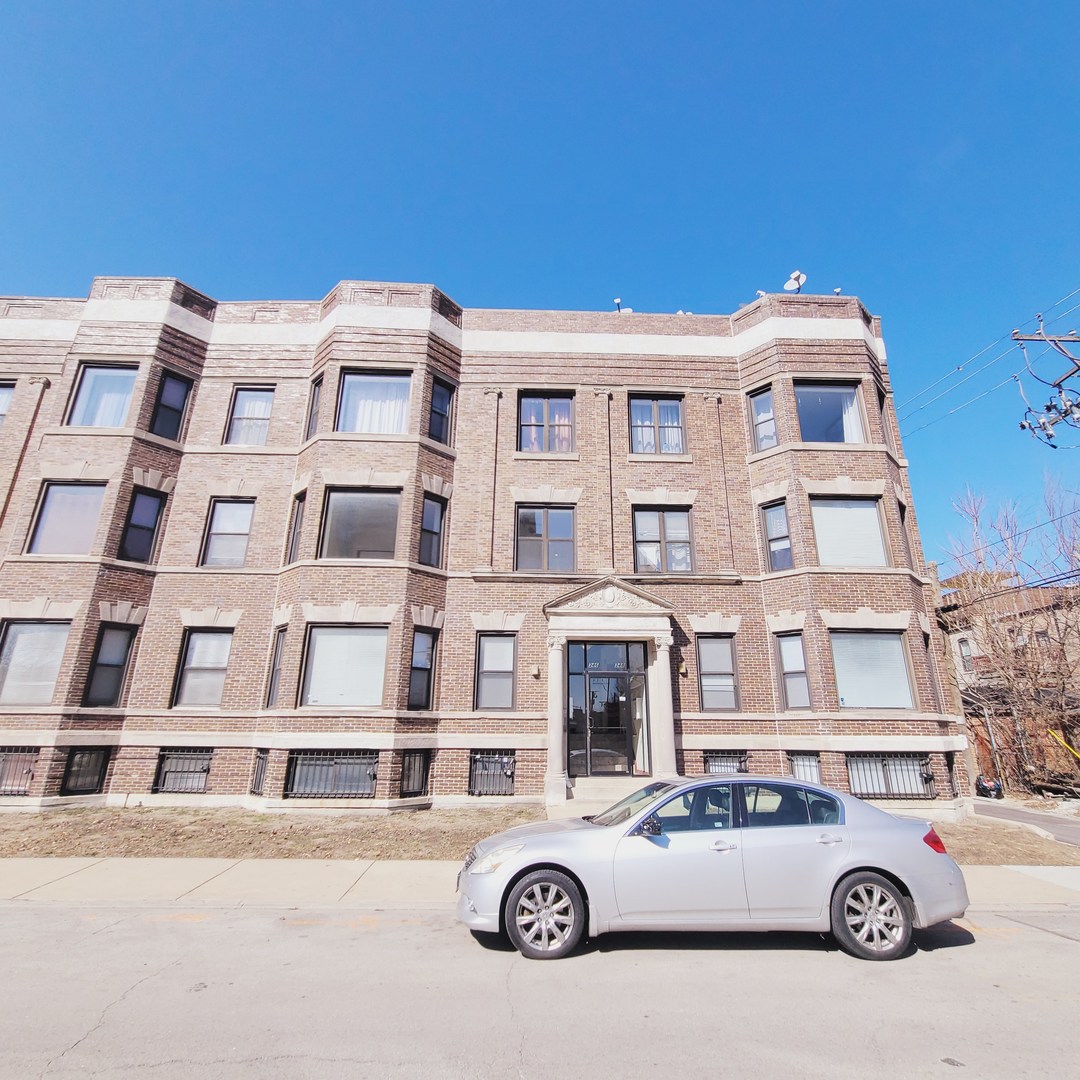 346 E 41st Street #2, Chicago, IL 60653