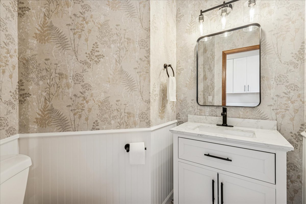 1300 Alexandra Boulevard, Crystal Lake, IL 60014