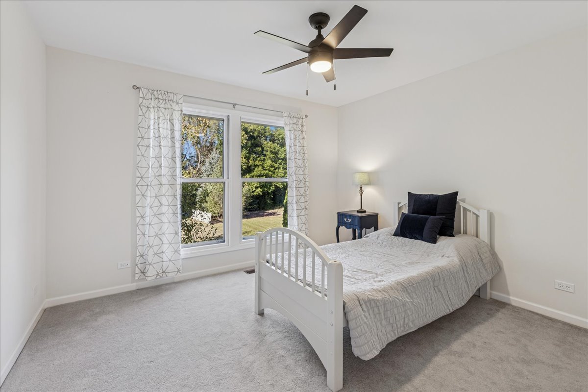 1300 Alexandra Boulevard, Crystal Lake, IL 60014