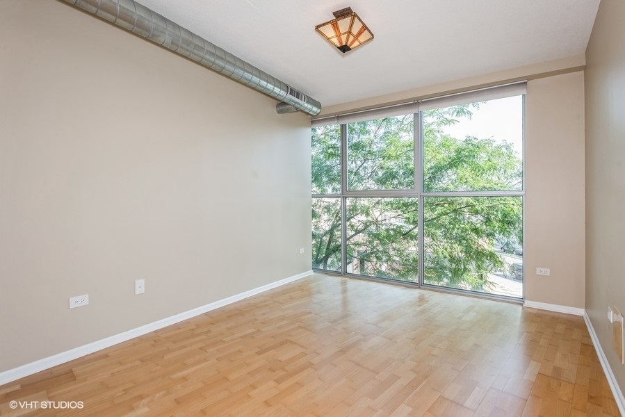 1228 EMERSON Street #304, Evanston, IL 60201