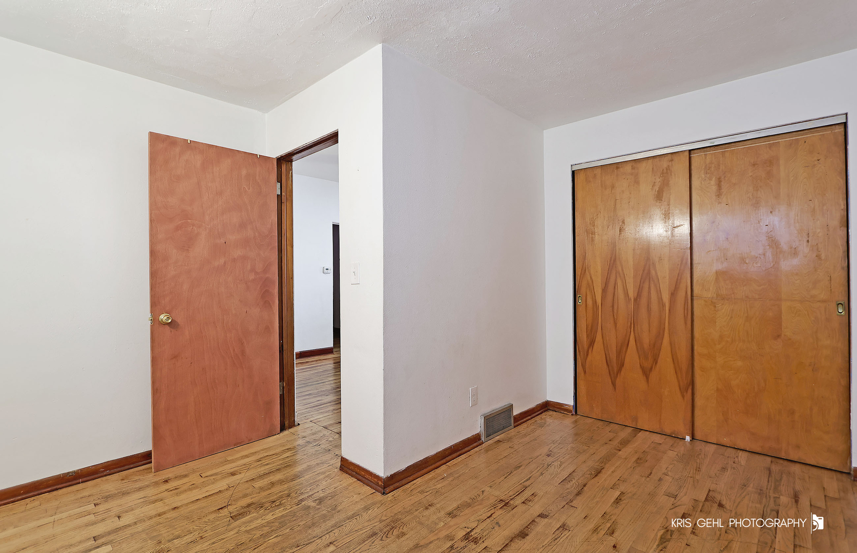 428 N Poplar Street, Waukegan, IL 60085