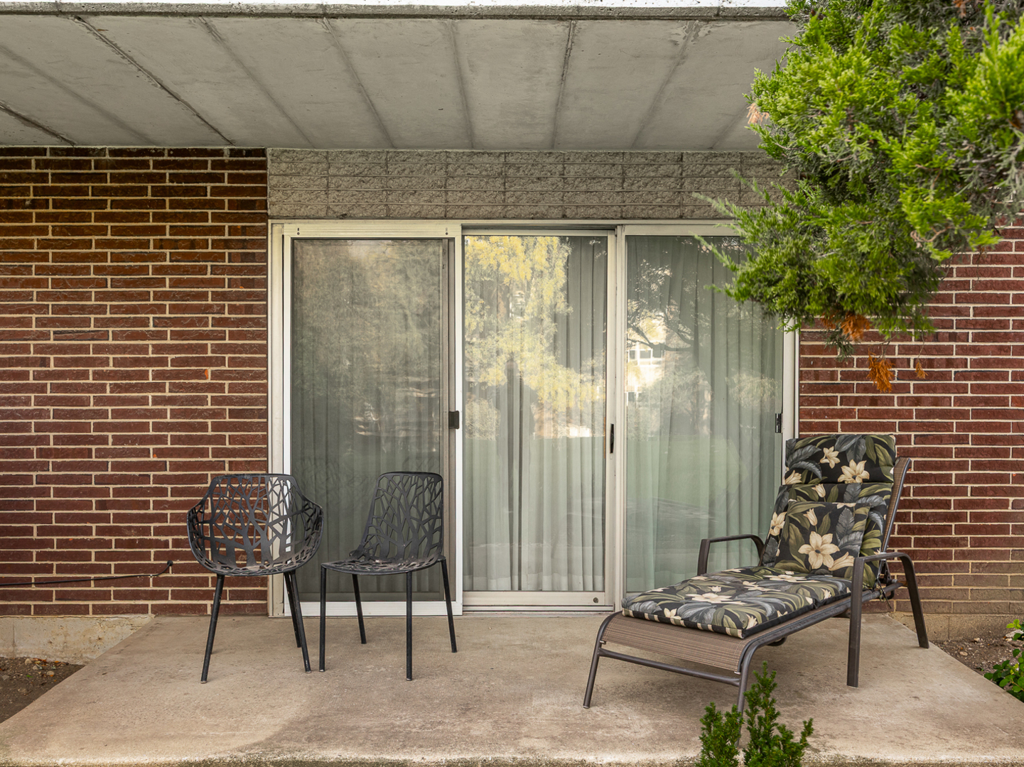 5540 Walnut Avenue #33A, Downers Grove, IL 60515