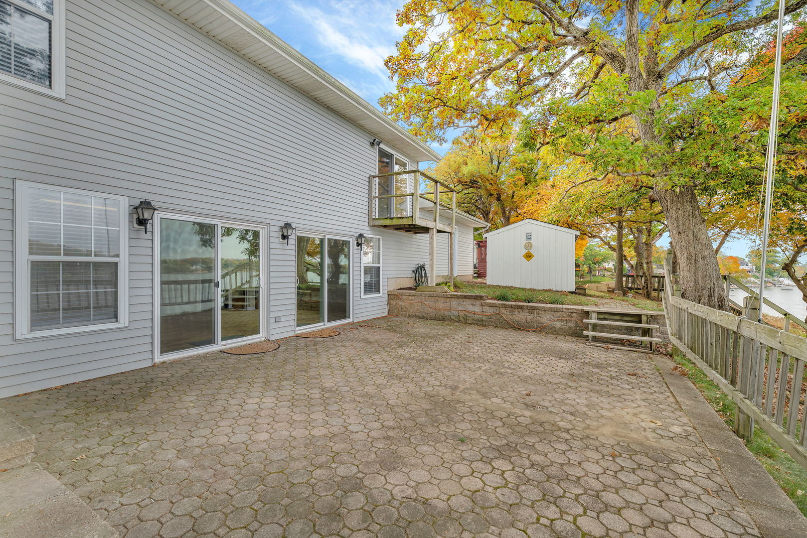 848 Lake Holiday Drive, Sandwich, IL 60548