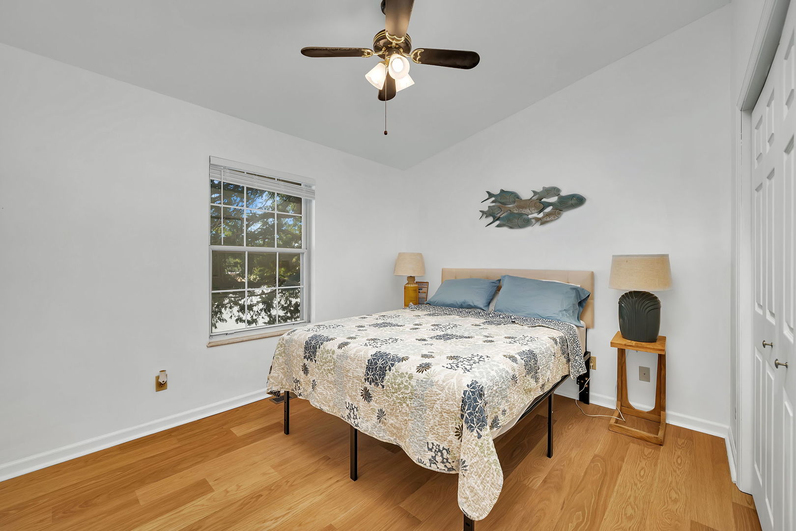 848 Lake Holiday Drive, Sandwich, IL 60548