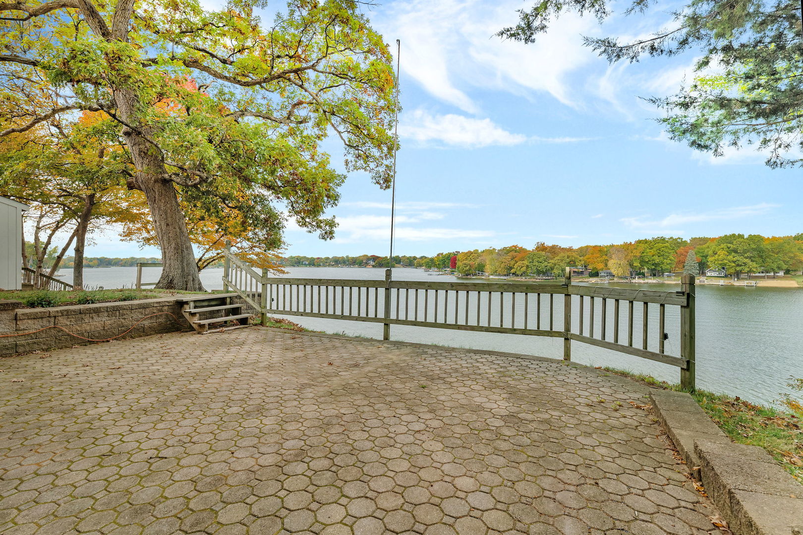 848 Lake Holiday Drive, Sandwich, IL 60548