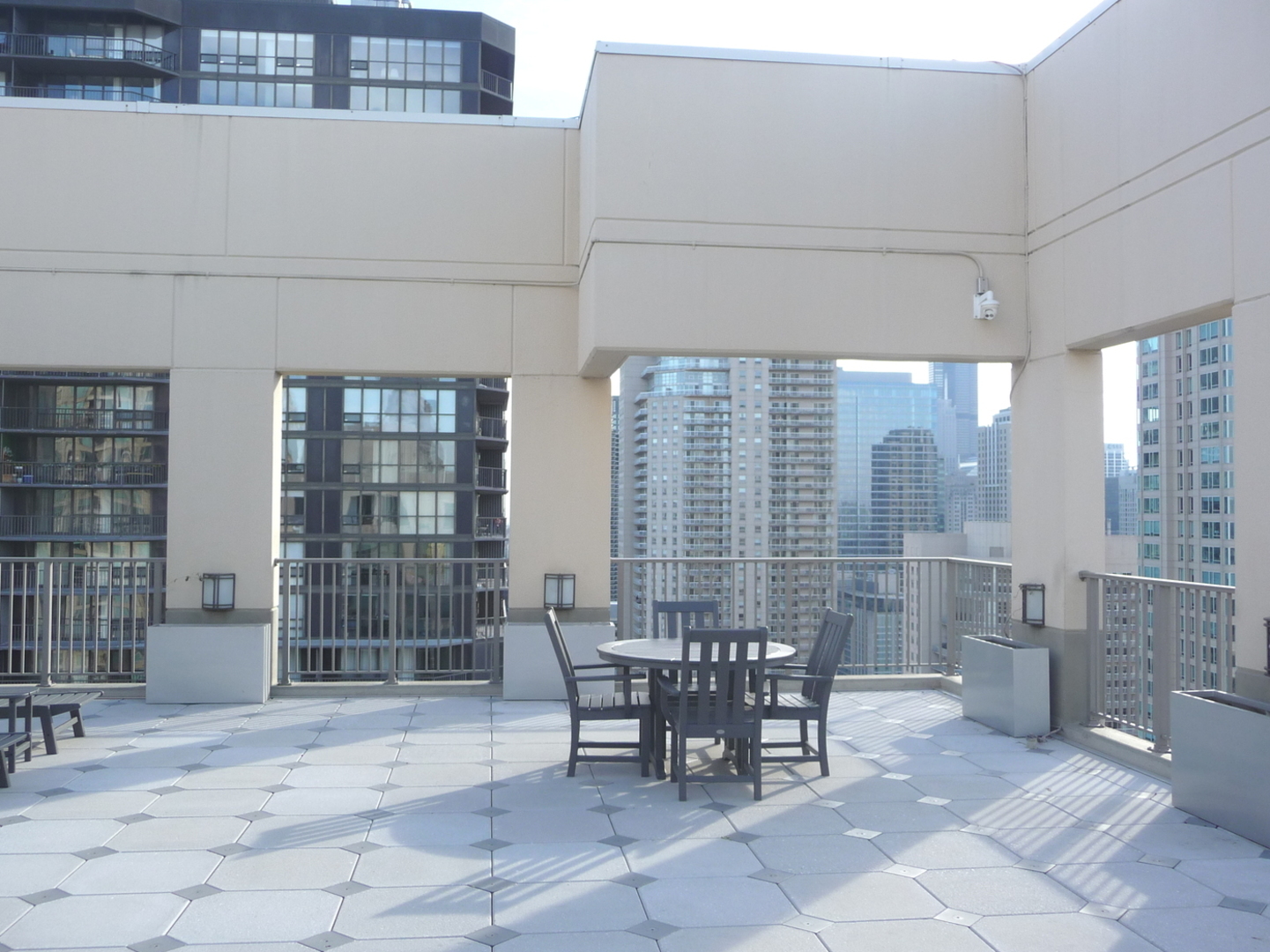 2 E ERIE Street #2204, Chicago, IL 60611