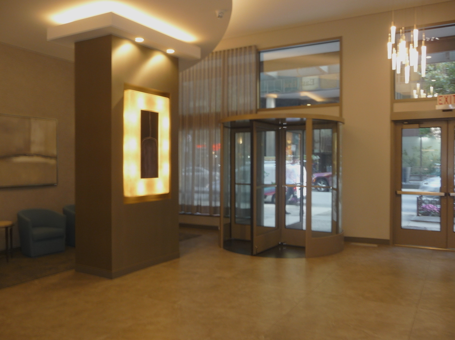 2 E ERIE Street #2204, Chicago, IL 60611