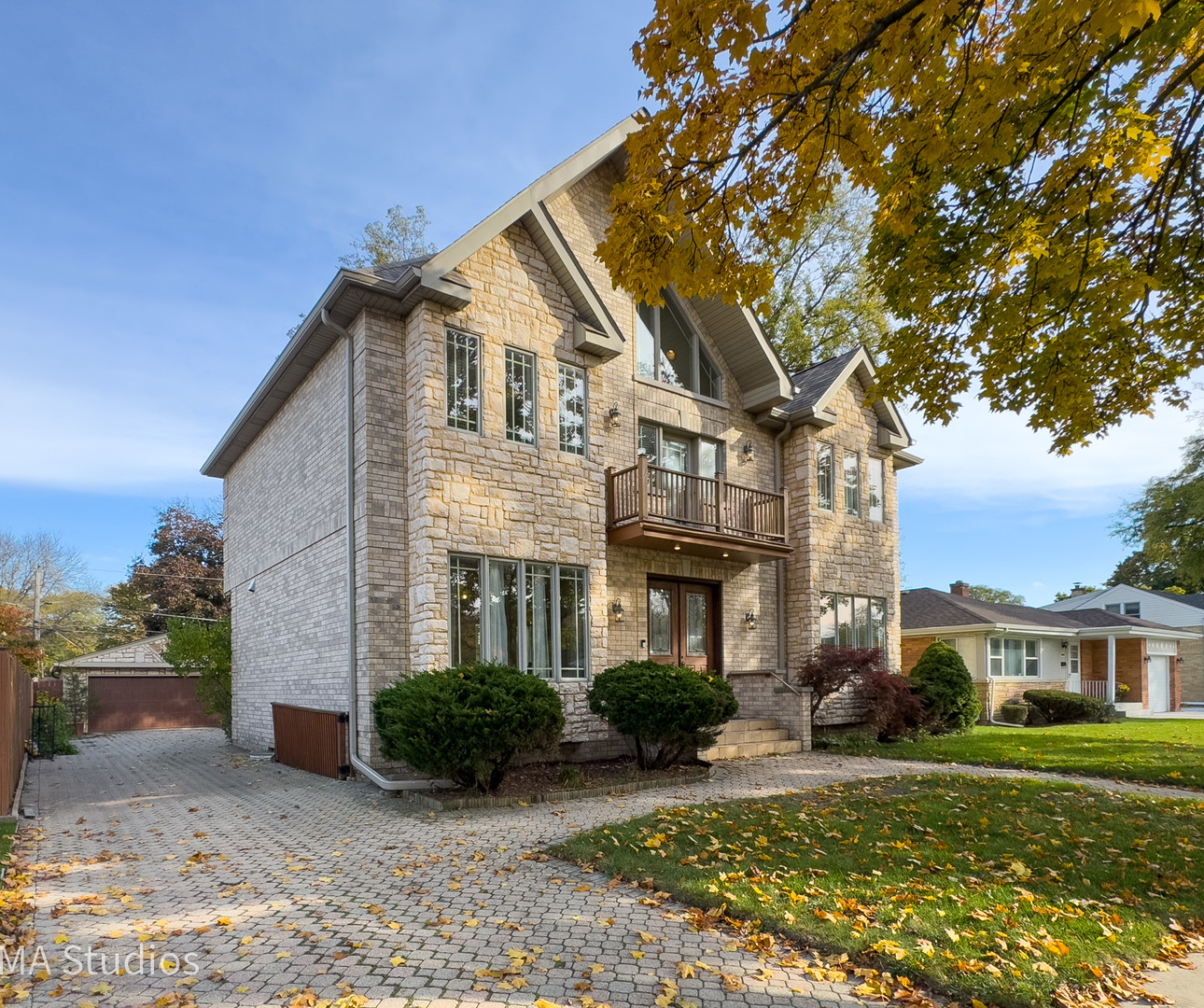 9237 Mason Avenue, Morton Grove, IL 60053