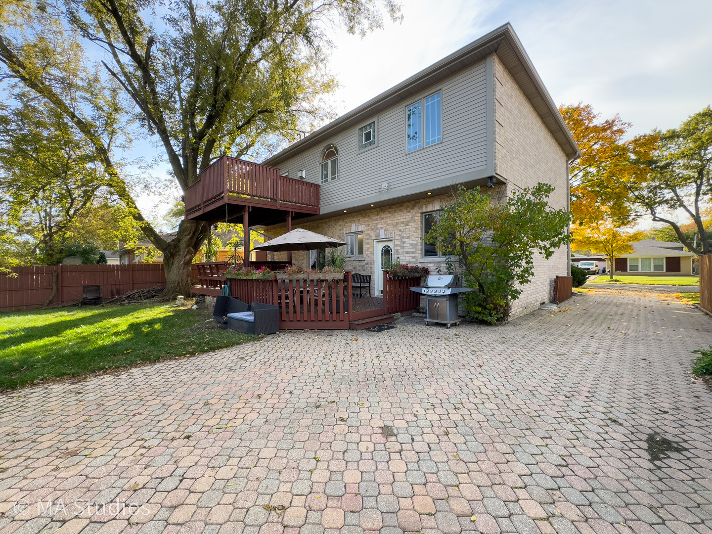 9237 Mason Avenue, Morton Grove, IL 60053