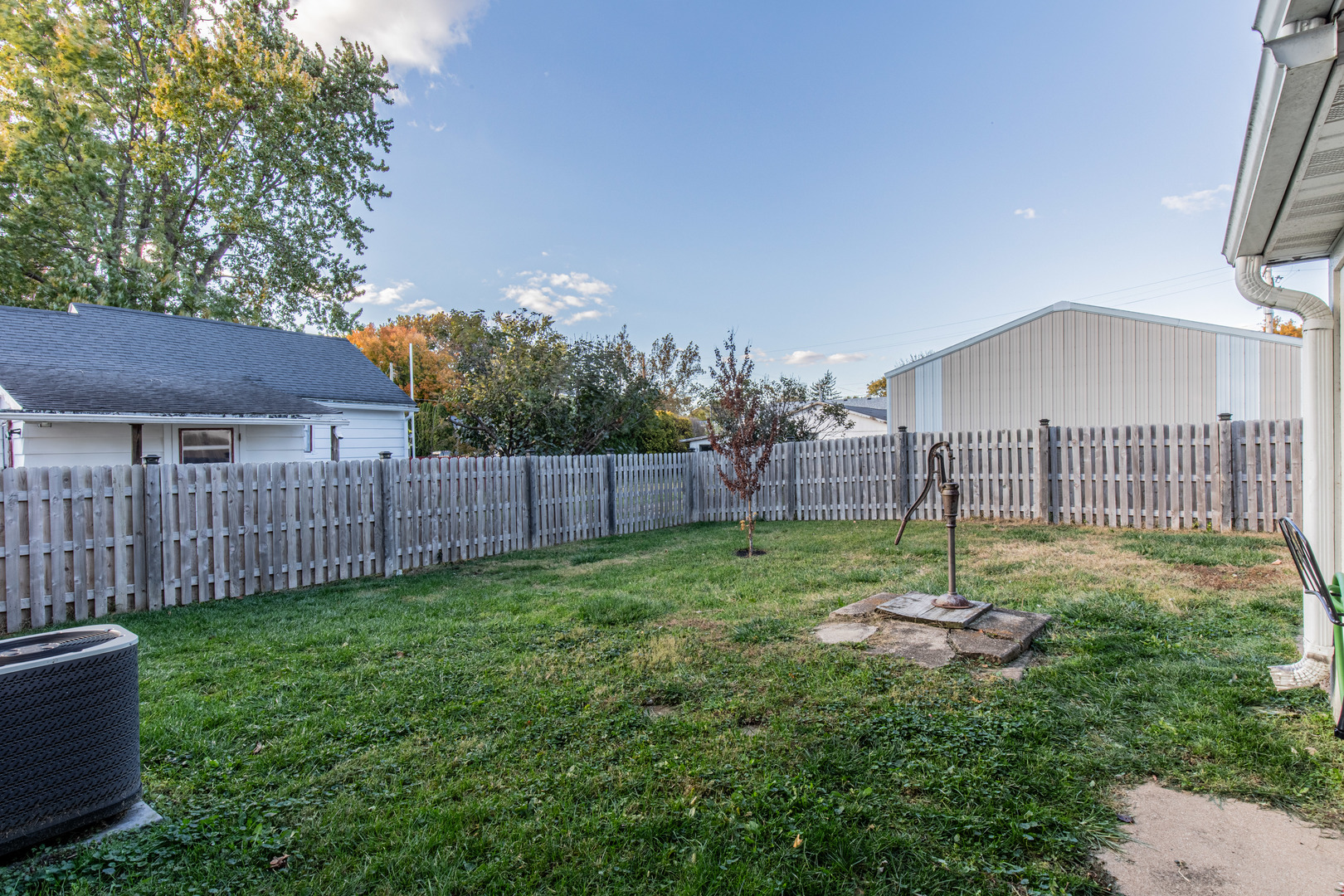 210 W 1st Street, Wyanet, IL 61379