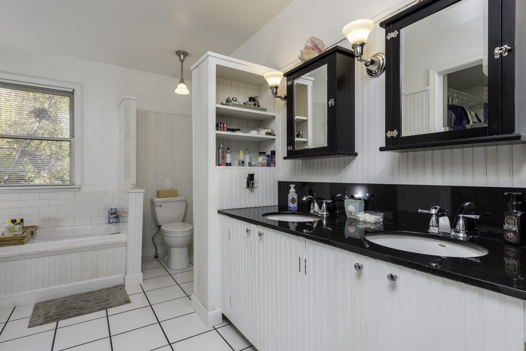 3482 Ellis Avenue, Gurnee, IL 60031