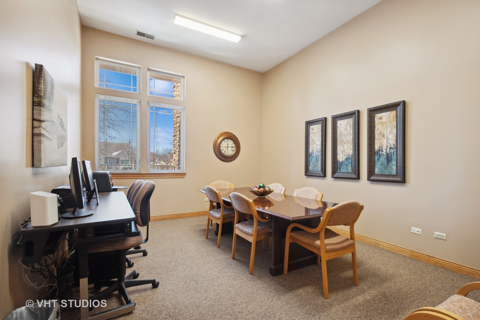 2325 Carillon Drive, Grayslake, IL 60030