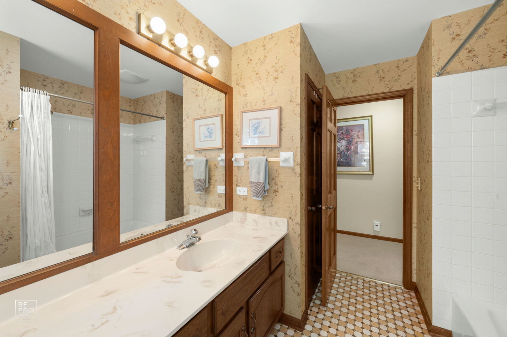 Naperville, IL 60540