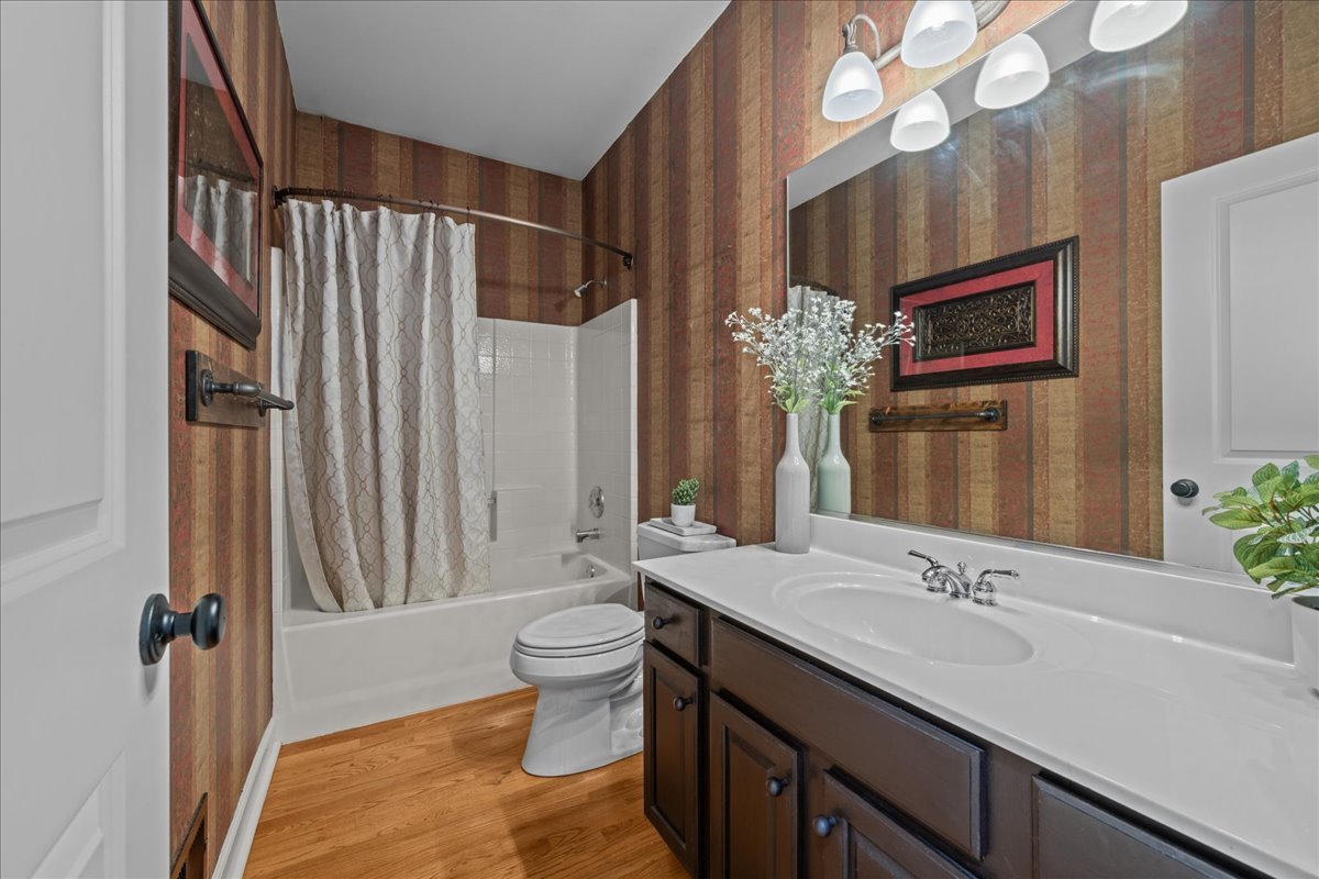 2538 Needham Court, Aurora, IL 60503