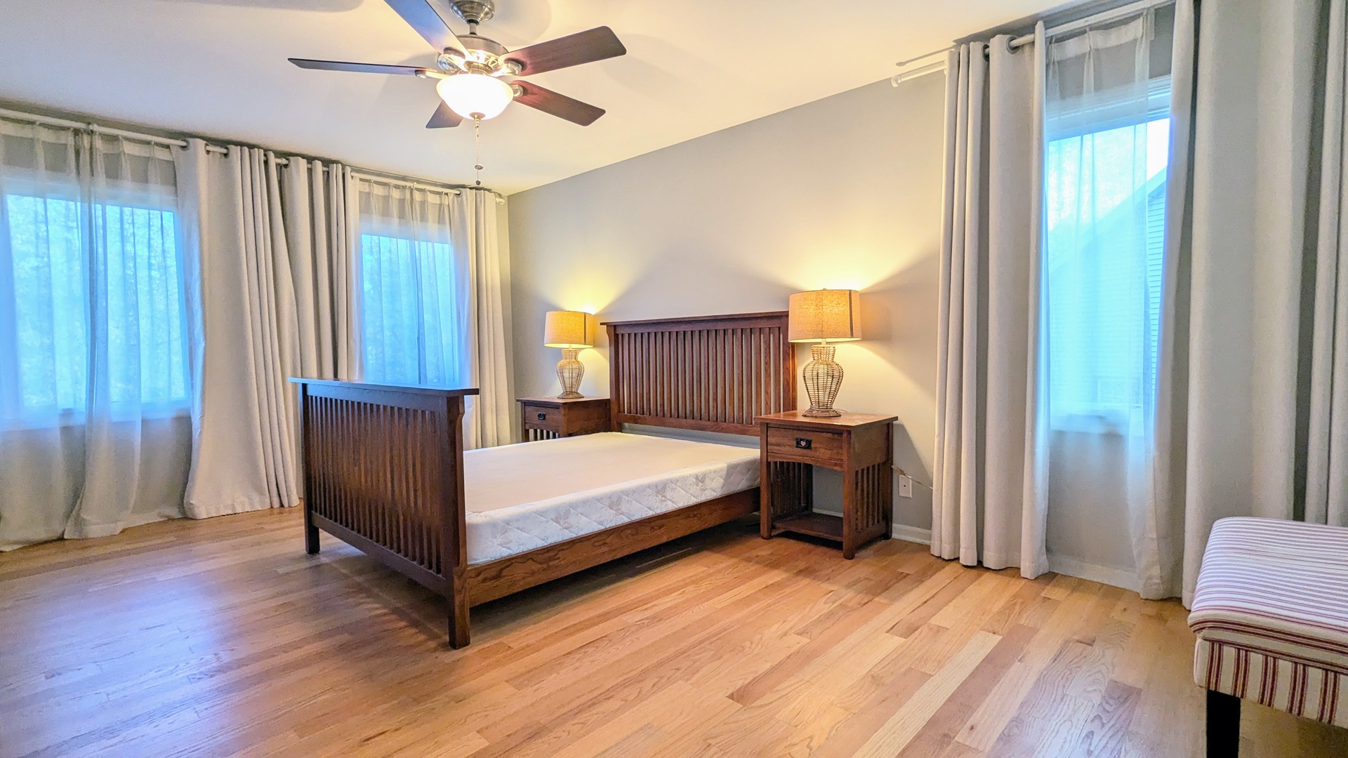 14 Nicolette Avenue, Schaumburg, IL 60173