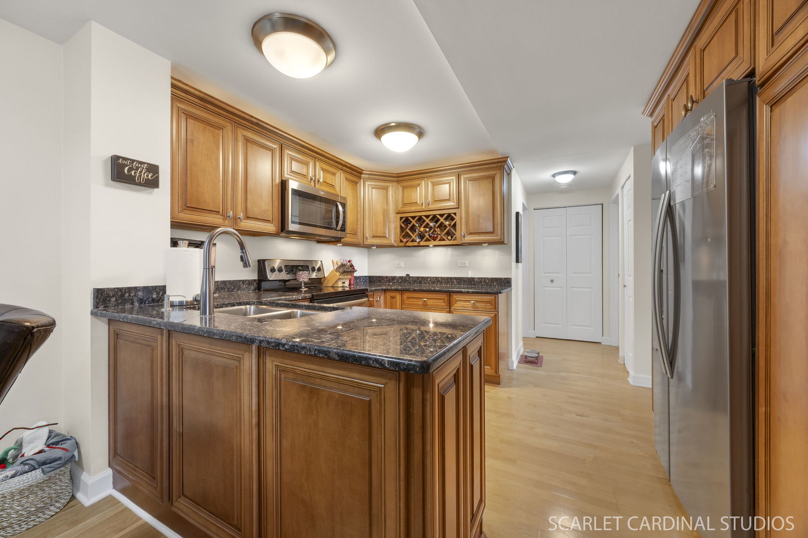 5400 Walnut Avenue #805, Downers Grove, IL 60515