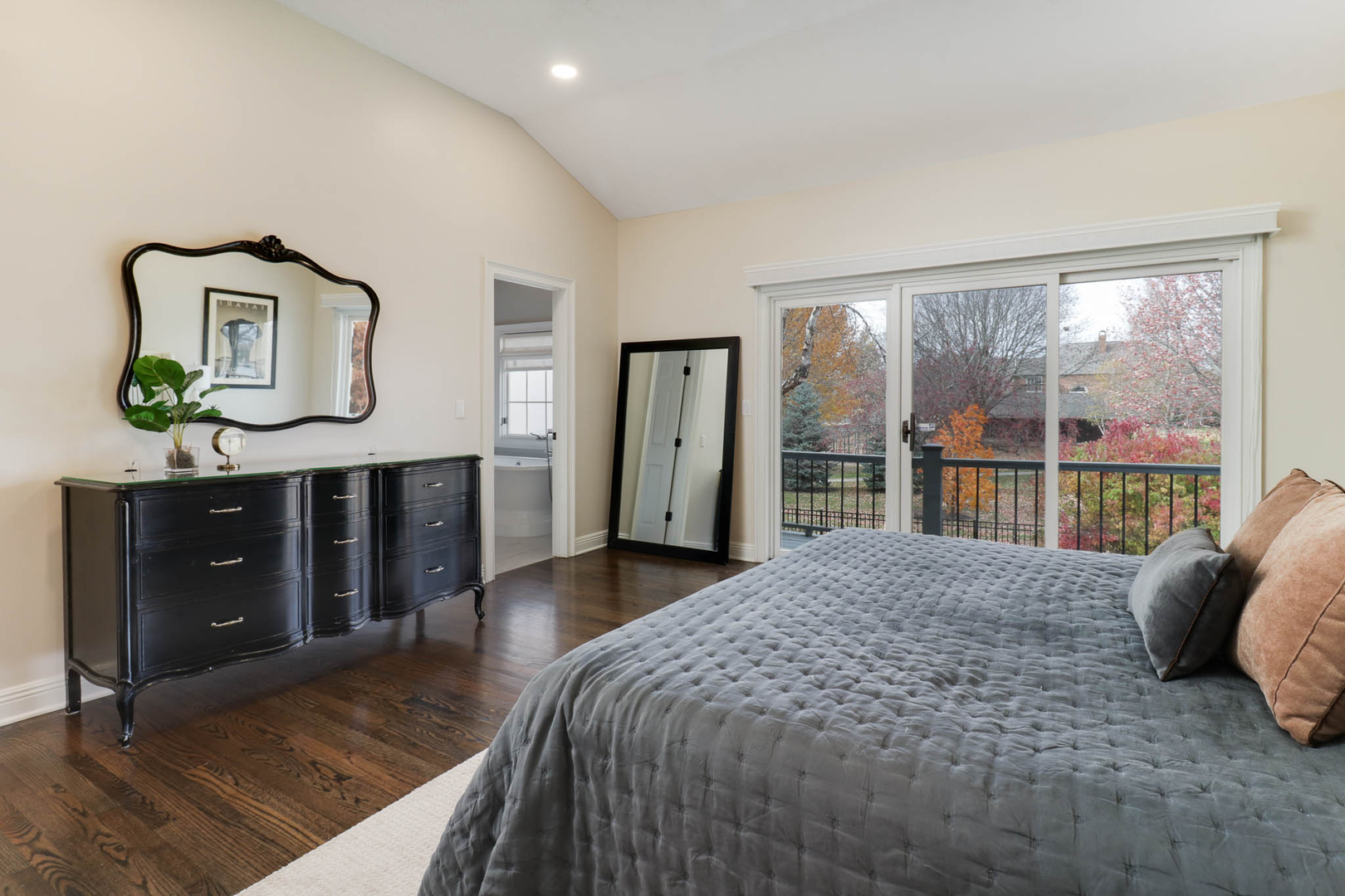 1908 Crimson Lane, Bloomington, IL 61704