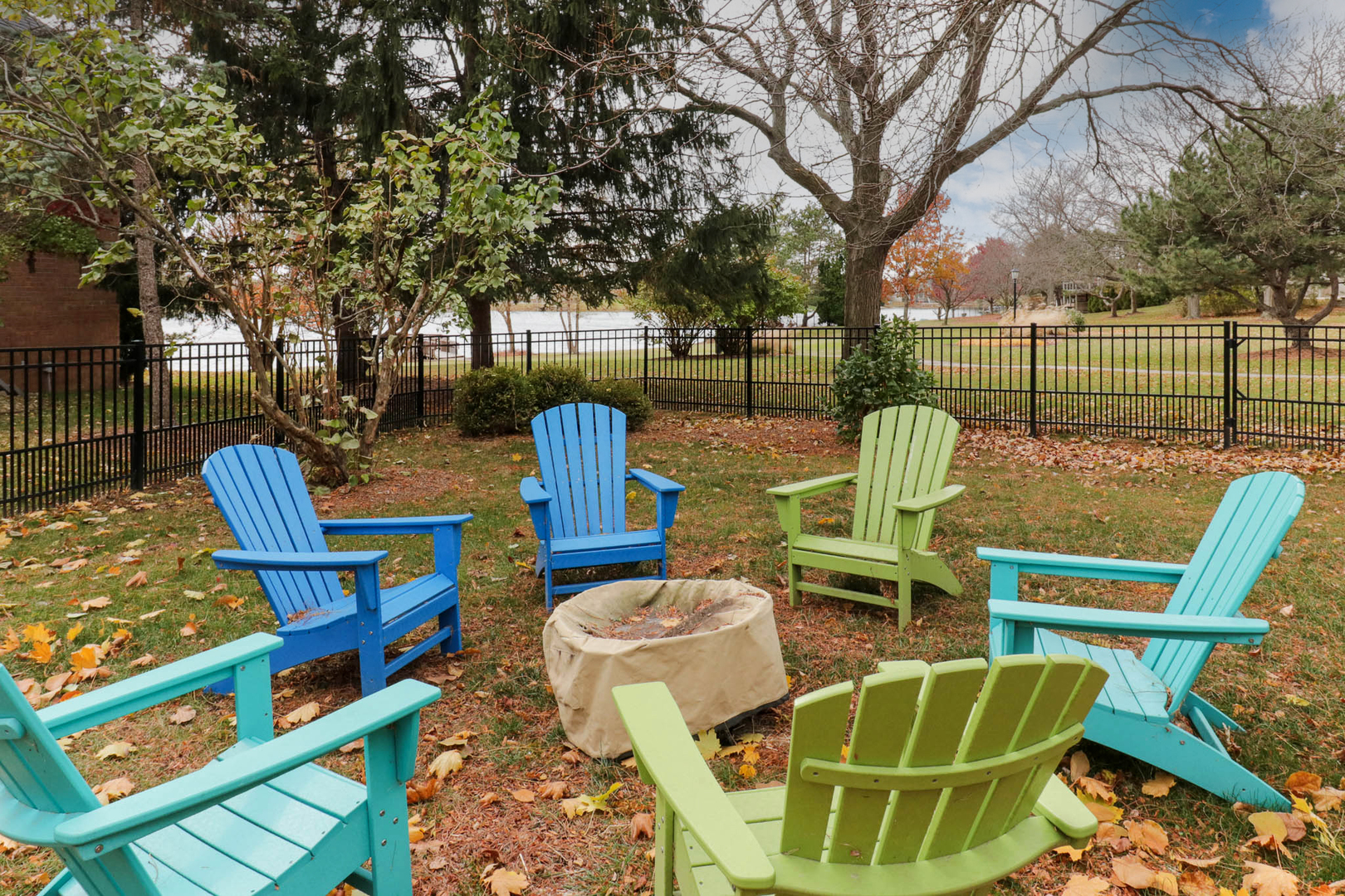 1908 Crimson Lane, Bloomington, IL 61704