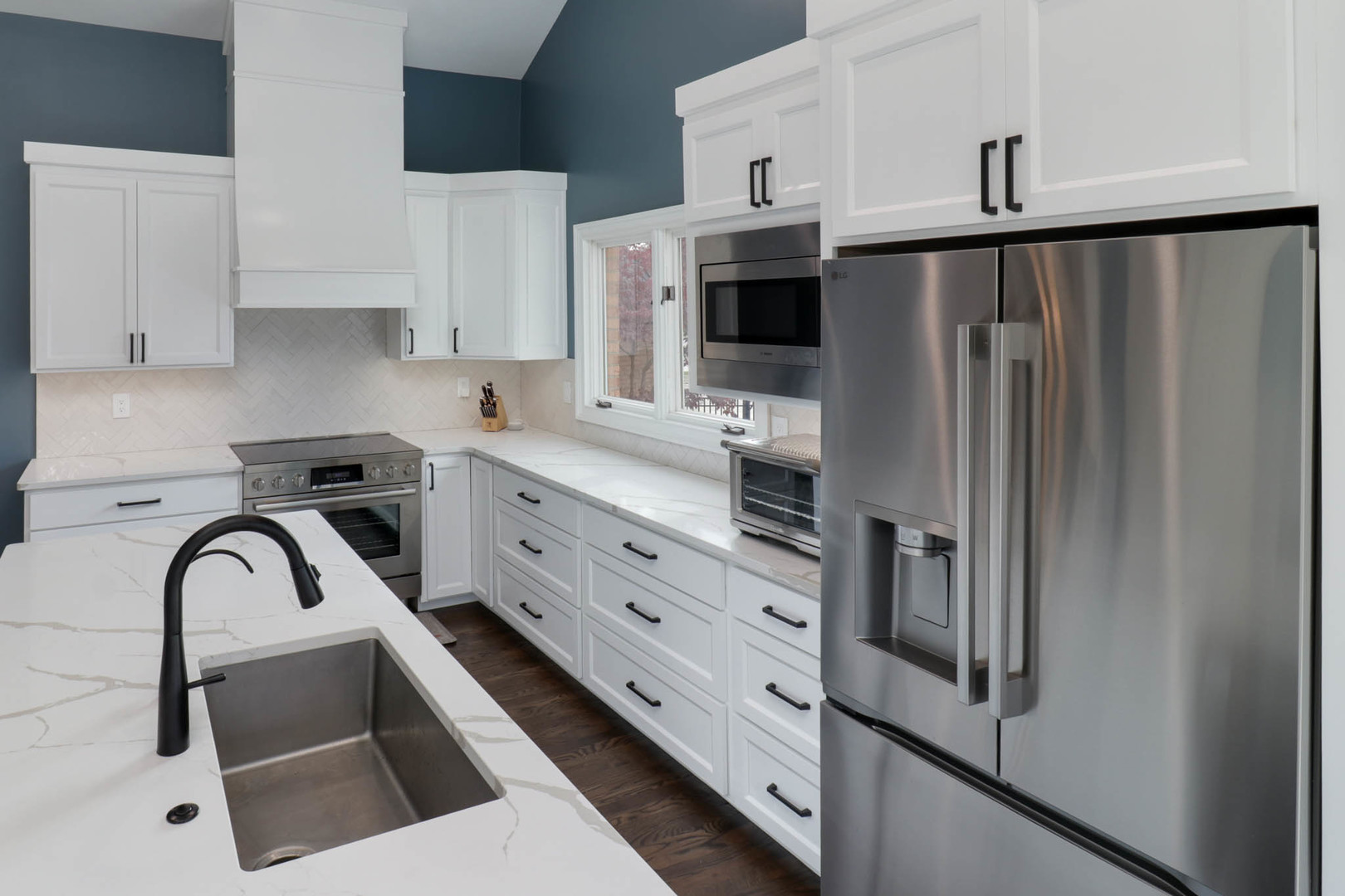 1908 Crimson Lane, Bloomington, IL 61704