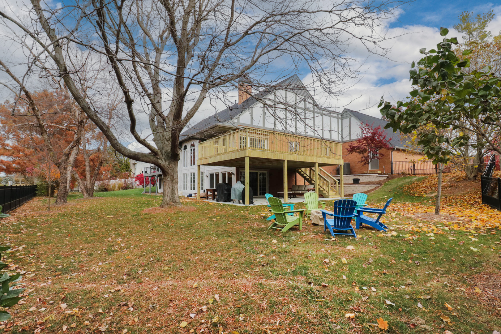 1908 Crimson Lane, Bloomington, IL 61704