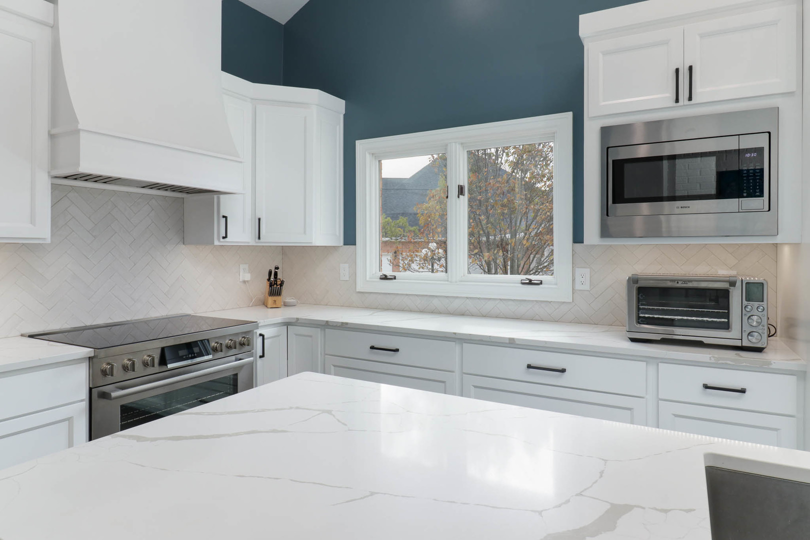 1908 Crimson Lane, Bloomington, IL 61704